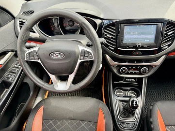 Lada (ВАЗ) Vesta, 2018г, передний привод, механика