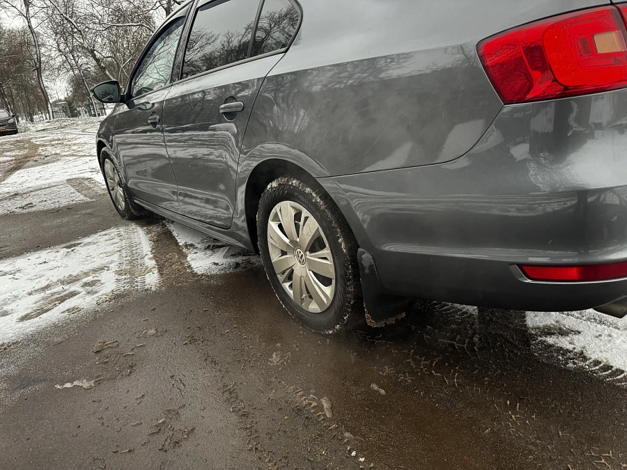 Volkswagen Jetta, 2012г., передний привод, робот