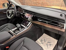 Audi Q7, 2024г, полный привод, автомат