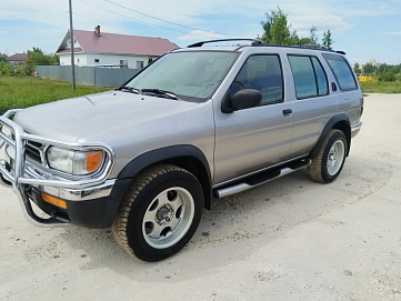 Nissan Pathfinder, 1999г, полный привод, механика