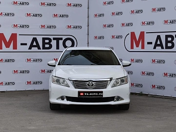 Toyota Camry, 2013г, передний привод, автомат