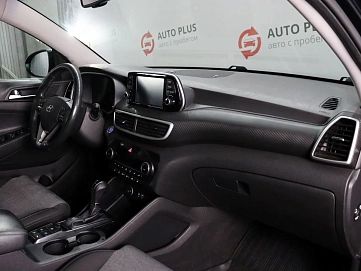 Hyundai Tucson, 2020г, передний привод, автомат