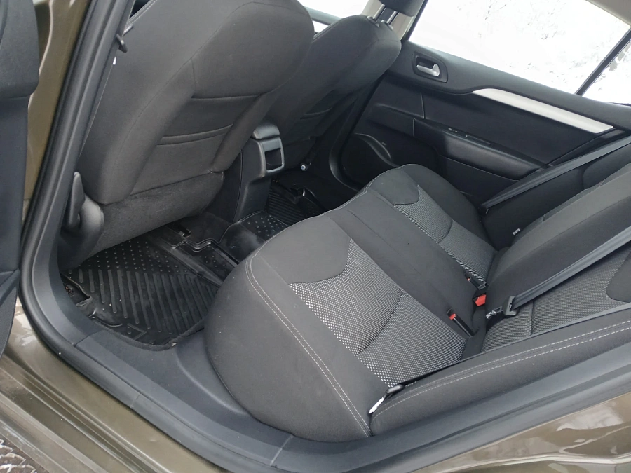 Citroen C4, 2013г., передний привод, механика