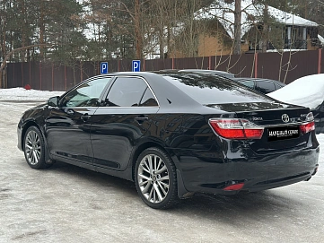 Toyota Camry, 2016г, передний привод, автомат