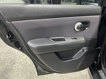 Nissan Tiida, 2008г., передний привод, механика