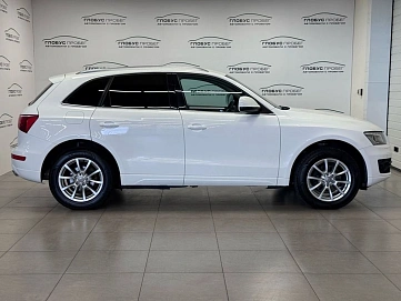 Audi Q5, 2010г, передний привод, автомат