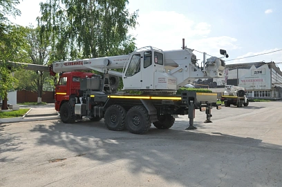 Челябинец КС 55732, 2025г