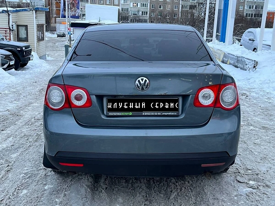 Volkswagen Jetta, 2006г., передний привод, автомат