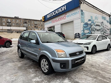 Ford Fusion, 2007г, передний привод, робот