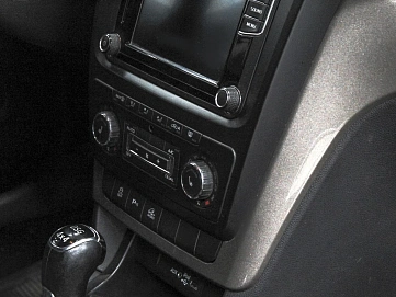 Skoda Yeti, 2015г, полный привод, робот