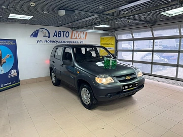 Chevrolet Niva, 2010г, полный привод, механика