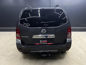 Nissan Pathfinder, 2011г, полный привод, автомат