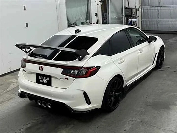 Honda Civic Type R, 2022г, передний привод, механика