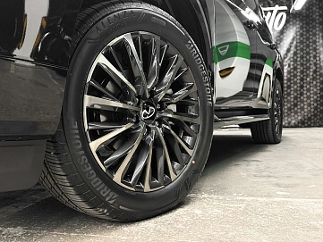 Infiniti QX80, 2025г, полный привод, автомат