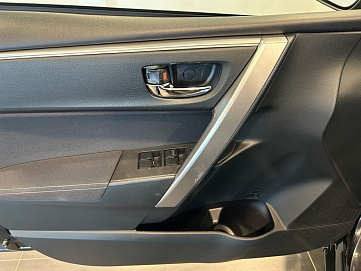 Toyota Corolla, 2014г, передний привод, механика