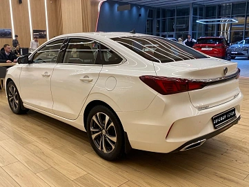 Changan Eado Plus, 2023г, передний привод, робот