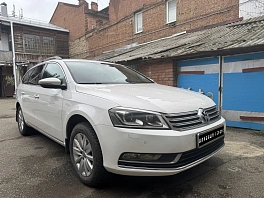 Volkswagen Passat, 2011г, передний привод, робот