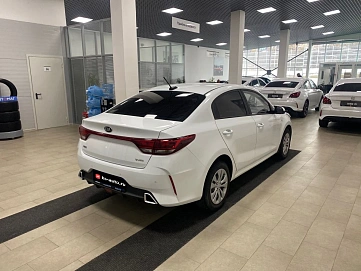 Kia Rio, 2020г, передний привод, автомат