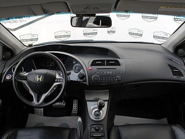 Honda Civic, 2008г, передний привод, робот