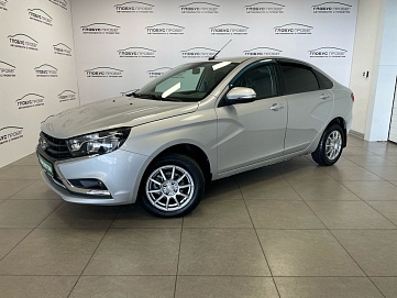 Lada (ВАЗ) Vesta, 2018г, передний привод, механика