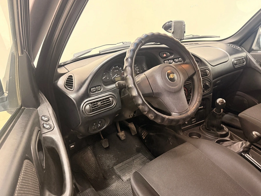Chevrolet Niva, 2017г., передний привод, механика