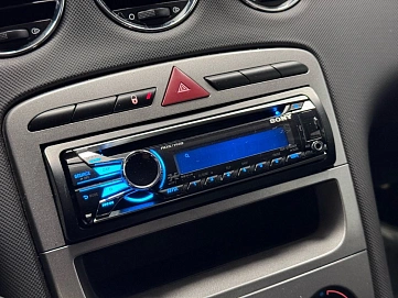 Peugeot 308, 2011г, передний привод, автомат