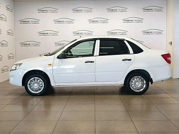 Lada (ВАЗ) Granta, 2013г, передний привод, автомат