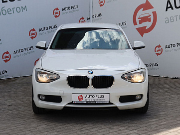 BMW 1 серии, 2012г, задний привод, автомат