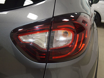 Renault Kaptur, 2018г, полный привод, механика