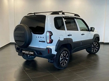 Lada (ВАЗ) , 2023г., передний привод, механика