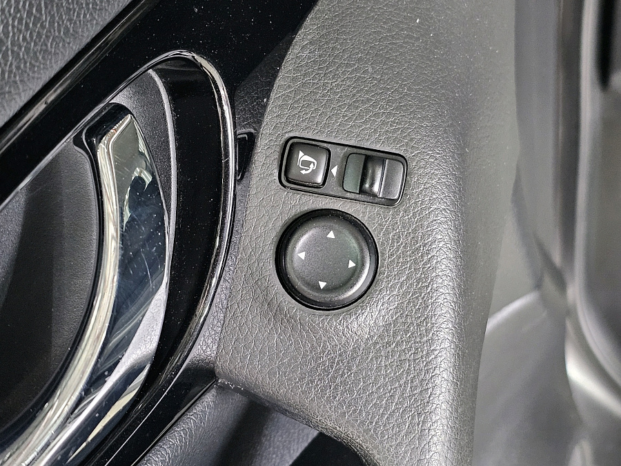 Nissan Qashqai, 2018г., передний привод, вариатор