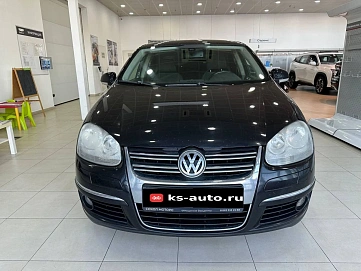 Volkswagen Jetta, 2010г., передний привод, механика