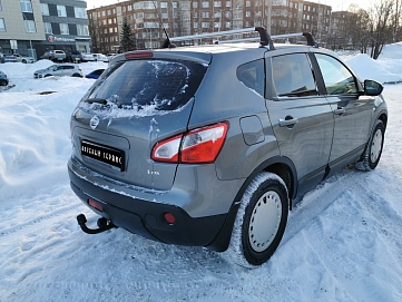 Nissan Qashqai, 2013г, передний привод, механика