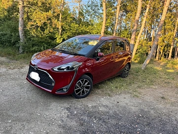 Toyota Sienta, 2020г, передний привод, вариатор