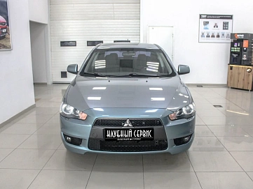 Mitsubishi Lancer, 2010г, передний привод, механика