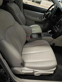 Subaru Outback, 2011г, полный привод, вариатор