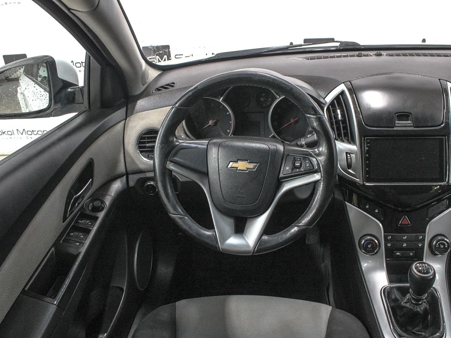 Chevrolet Cruze, 2013г., передний привод, механика
