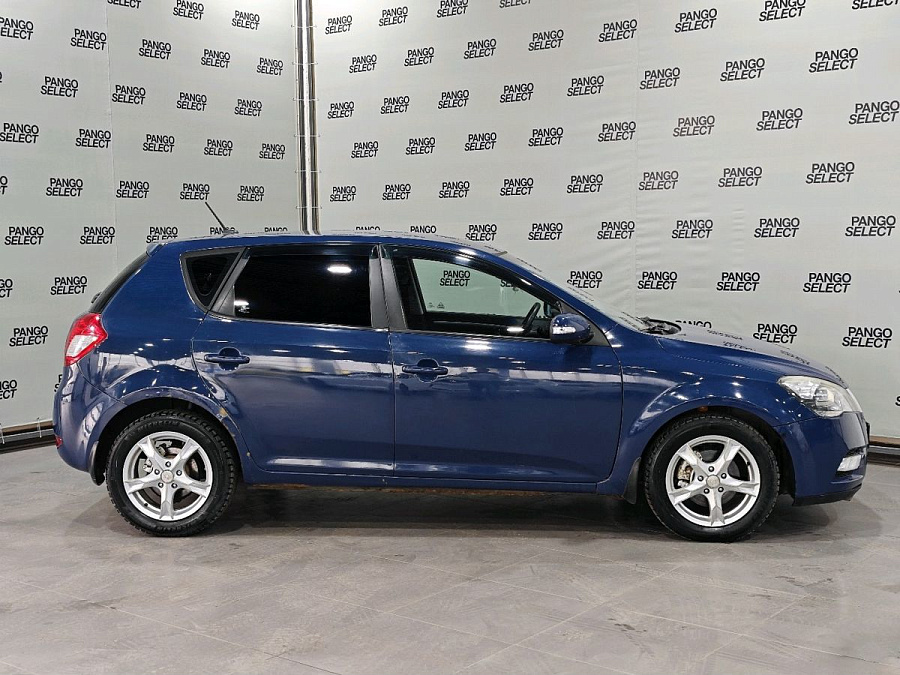 Kia , 2010г., передний привод, автомат
