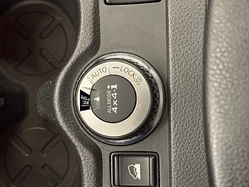Nissan X-Trail, 2018г, передний привод, вариатор