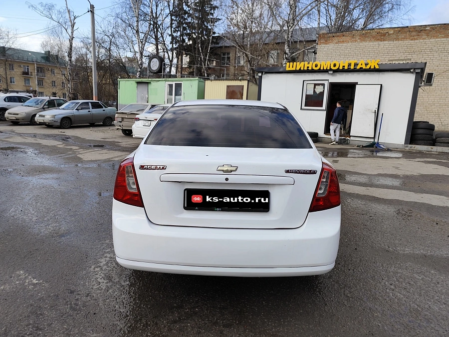 Chevrolet Lacetti, 2012г., передний привод, механика
