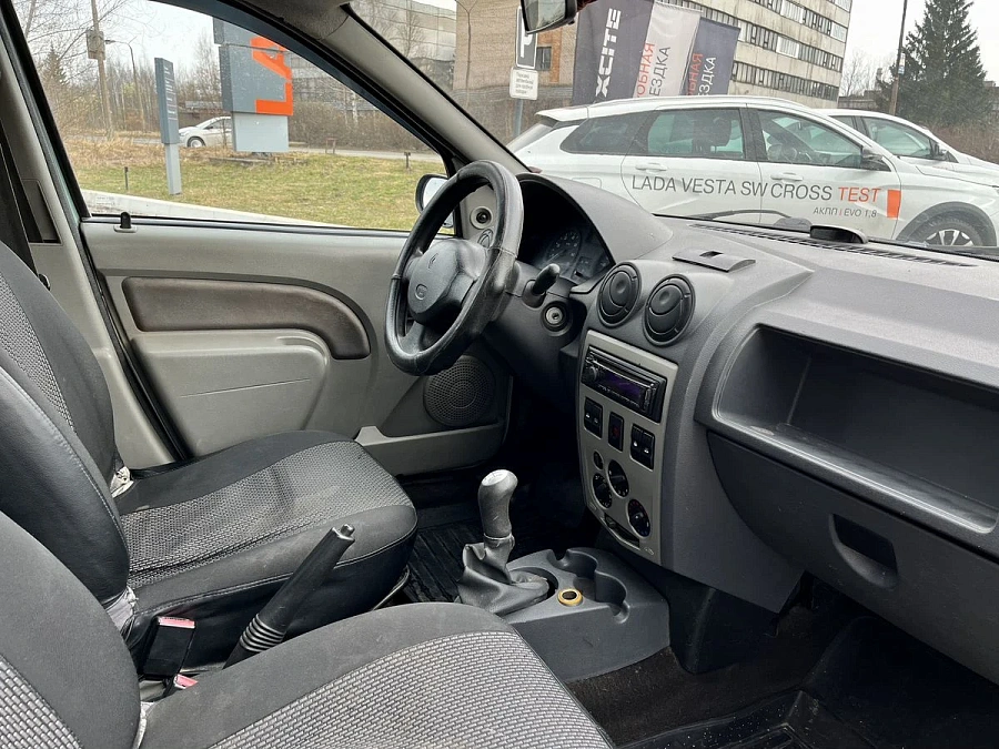 Renault Logan, 2008г., передний привод, механика