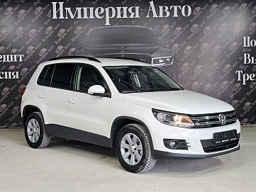 Volkswagen Tiguan, 2013г, передний привод, робот