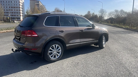 Volkswagen Touareg, 2012г, полный привод, автомат