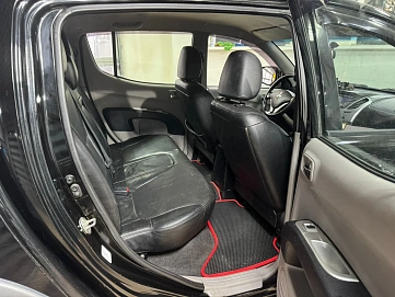 Mitsubishi L200, 2012г, полный привод, механика