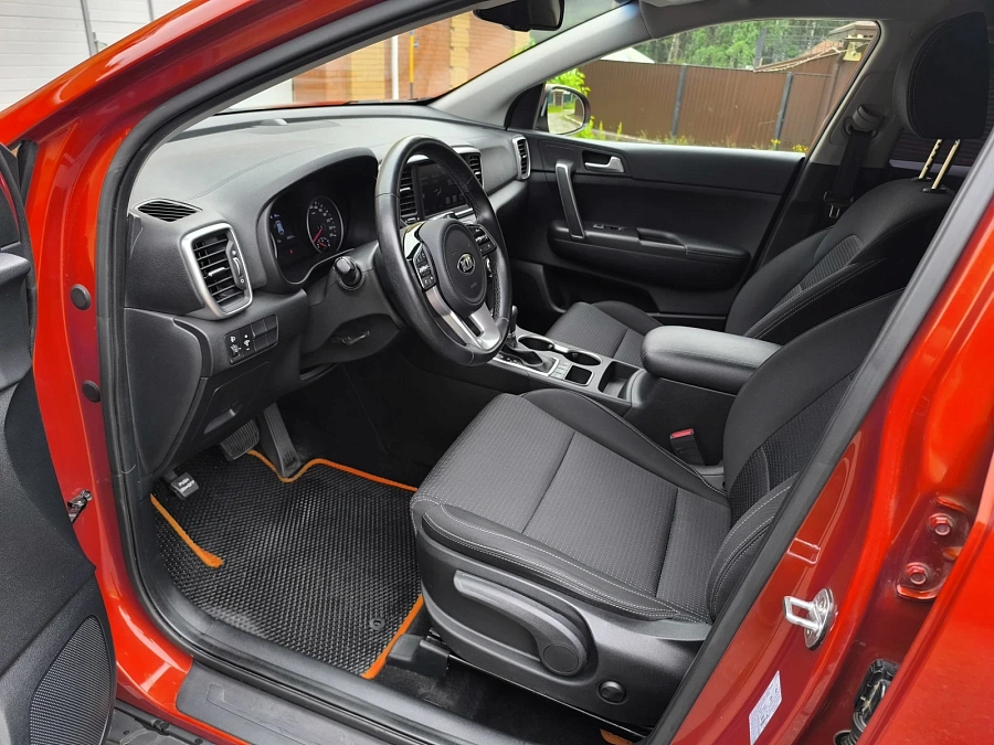 Kia Sportage, 2021г., полный привод, автомат
