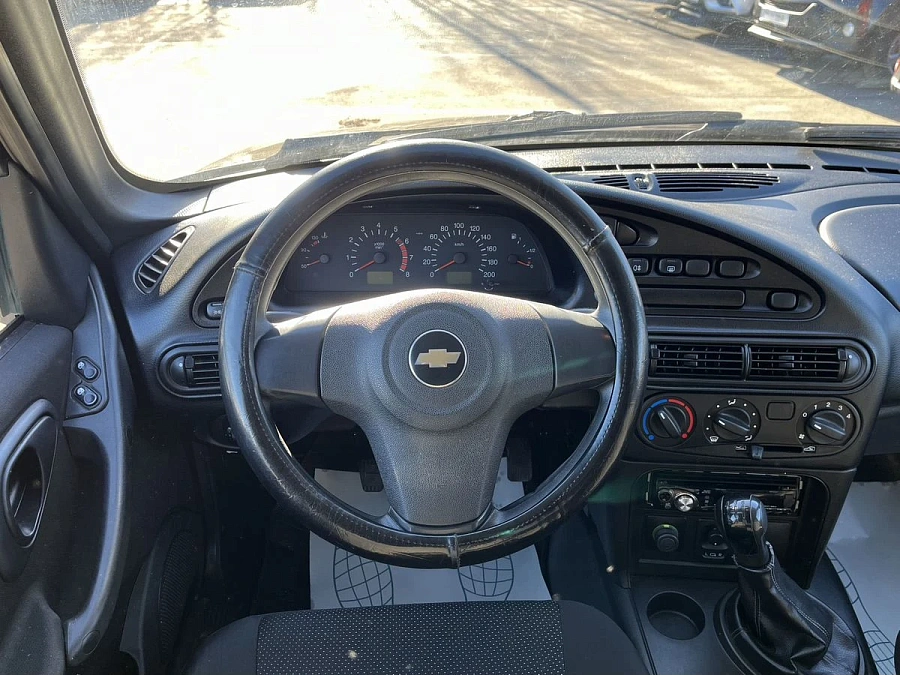Chevrolet Niva, 2013г., полный привод, механика