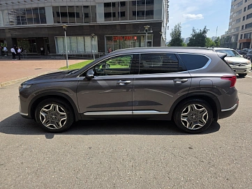 Hyundai Santa Fe, 2022г, полный привод, автомат