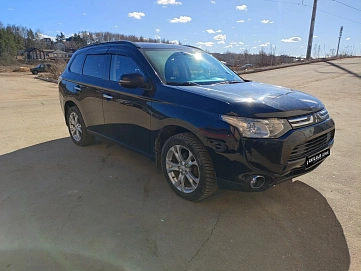Mitsubishi Outlander, 2012г, полный привод, вариатор