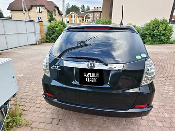 Honda Fit Shuttle, 2013г, передний привод, вариатор