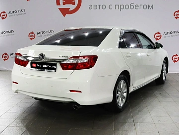 Toyota Camry, 2013г, передний привод, автомат